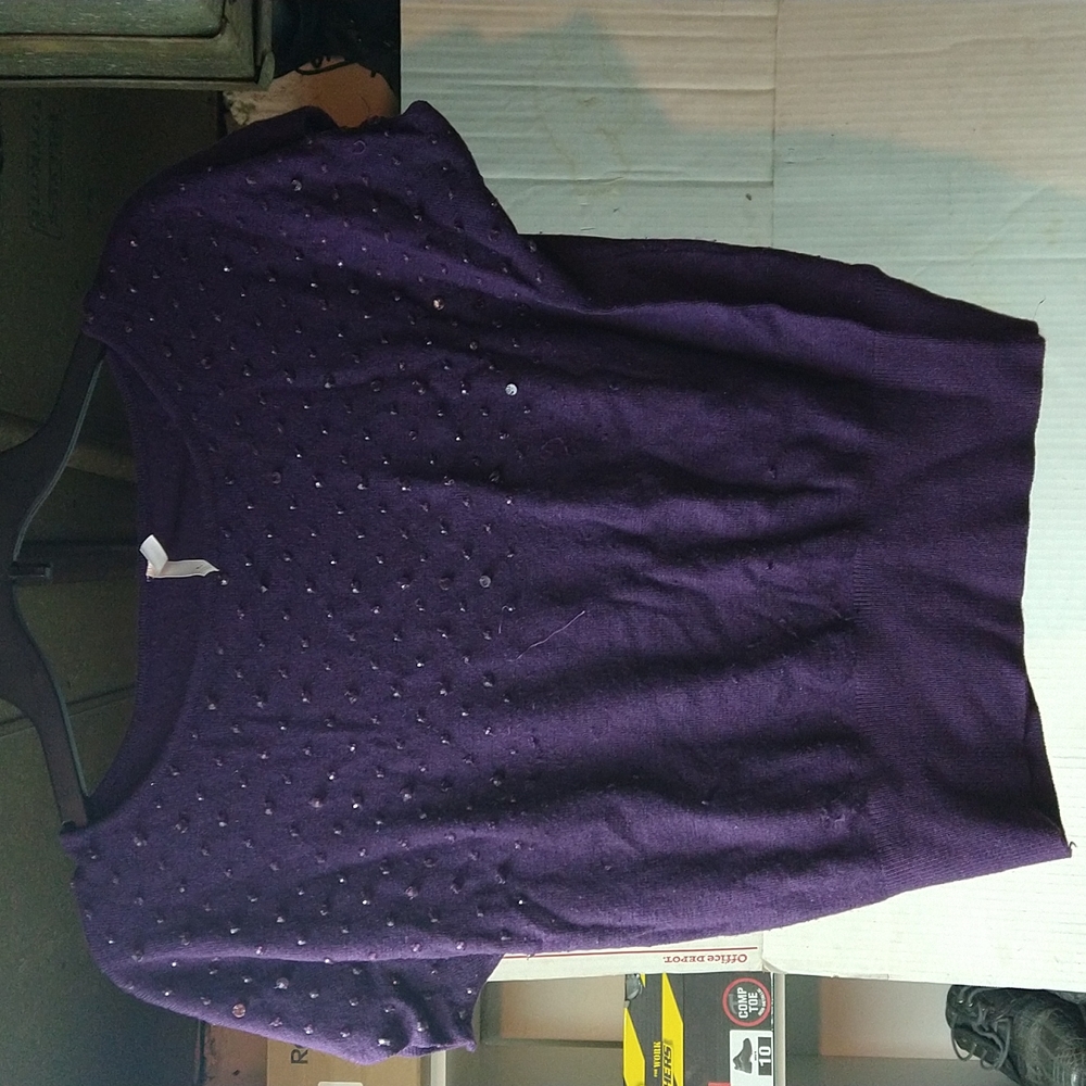 Dark purple short sleeve sweater size large